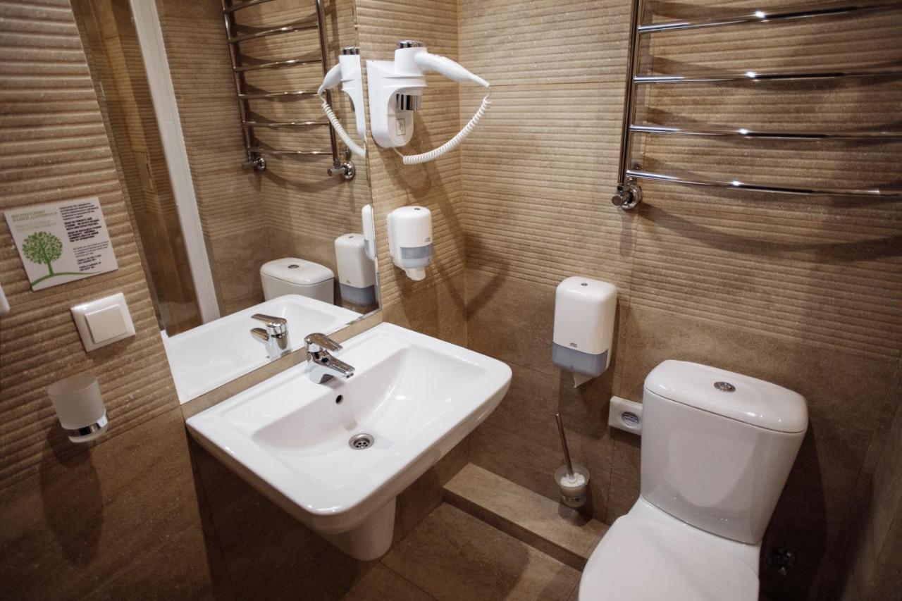 Hotel Optima Collection Žytomyr Esterno foto